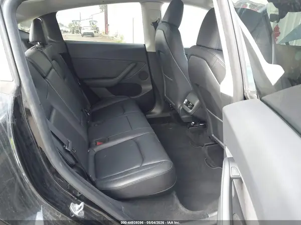 7SAYGDEF1PF766563 2023 TESLA MODEL Y - Image 8