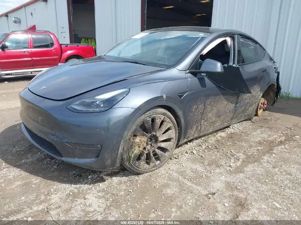 7SAYGDEF1PF777756 2023 TESLA MODEL Y - Image 2