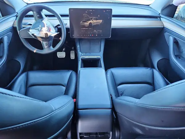 7SAYGDEF1PF783556 2023 TESLA MODEL Y - Image 8