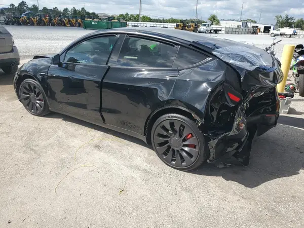7SAYGDEF1PF803207 2023 TESLA MODEL Y - Image 2