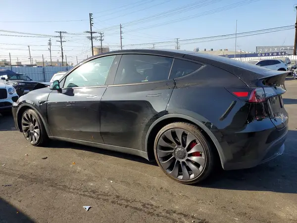7SAYGDEF1PF803238 2023 TESLA MODEL Y - Image 2