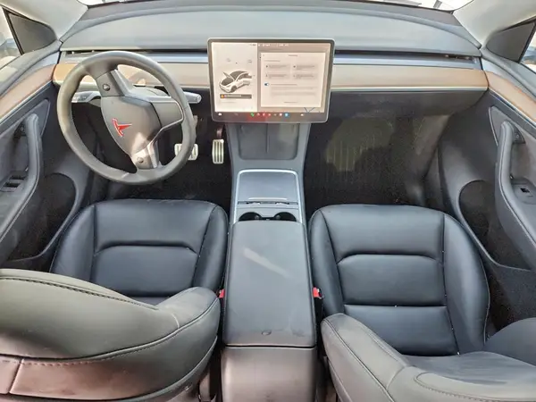 7SAYGDEF1PF804048 2023 TESLA MODEL Y - Image 8