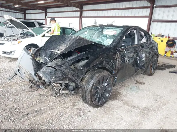 7SAYGDEF1PF804874 2023 TESLA MODEL Y - Image 2