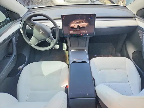 7SAYGDEF1PF811761 2023 TESLA MODEL Y - Image 8