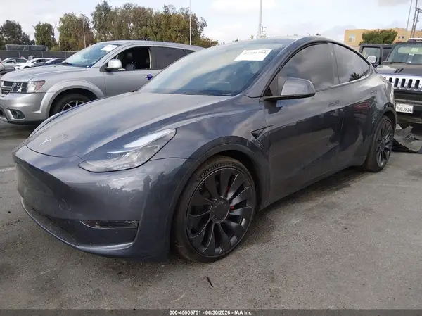 7SAYGDEF1PF838202 2023 TESLA MODEL Y - Image 2