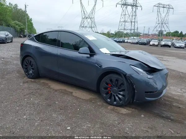 7SAYGDEF1PF838247 2023 TESLA MODEL Y - Image 1