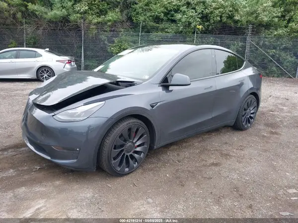 7SAYGDEF1PF838247 2023 TESLA MODEL Y - Image 2