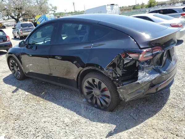 7SAYGDEF1PF846431 2023 TESLA MODEL Y - Image 2