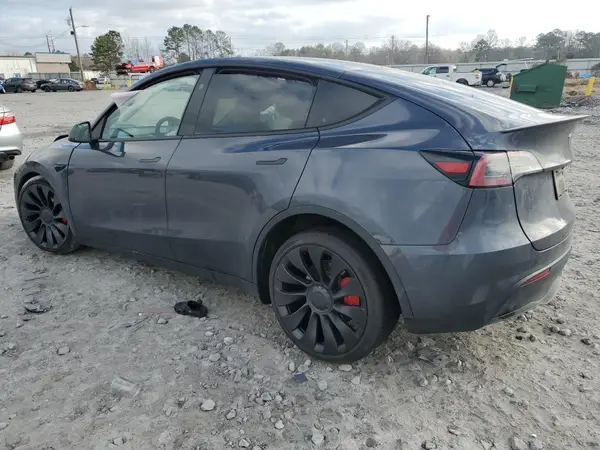 7SAYGDEF1PF876674 2023 TESLA MODEL Y - Image 2