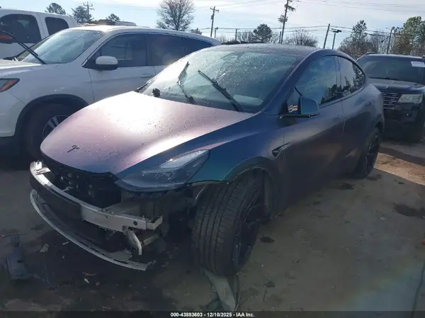7SAYGDEF1PF886671 2023 TESLA MODEL Y - Image 2