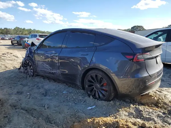 7SAYGDEF1PF925016 2023 TESLA MODEL Y - Image 2