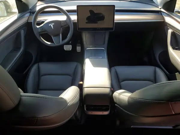 7SAYGDEF1PF940986 2023 TESLA MODEL Y - Image 8