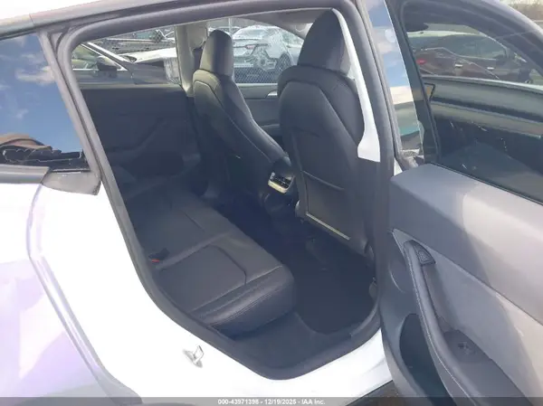 7SAYGDEF1PF948232 2023 TESLA MODEL Y - Image 8
