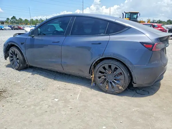 7SAYGDEF1PF963619 2023 TESLA MODEL Y - Image 2