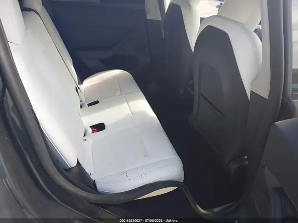7SAYGDEF1PF968691 2023 TESLA MODEL Y - Image 8