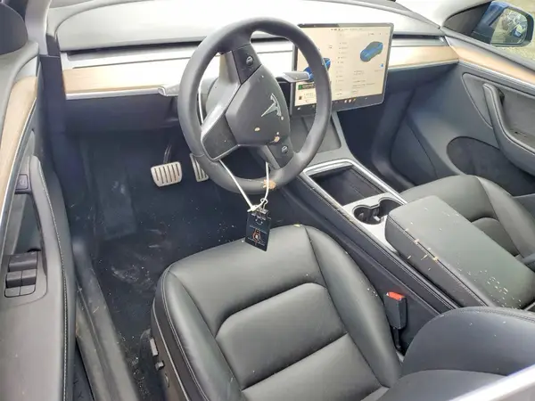 7SAYGDEF1RA273529 2024 TESLA MODEL Y - Image 8