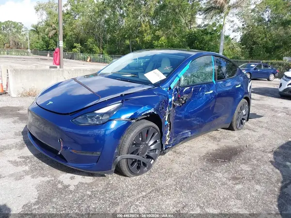 7SAYGDEF1RA285373 2024 TESLA MODEL Y - Image 2