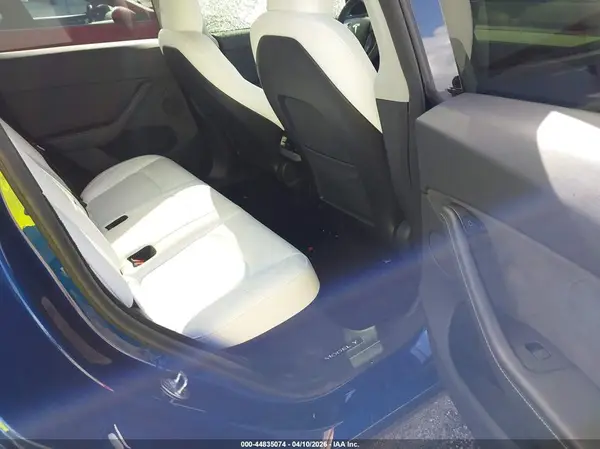 7SAYGDEF1RA285373 2024 TESLA MODEL Y - Image 8