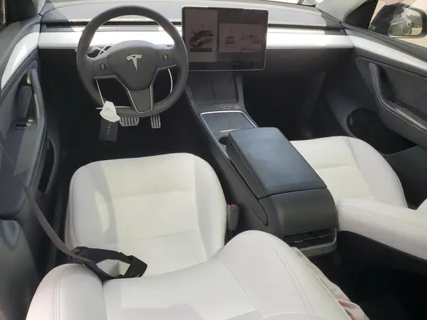 7SAYGDEF1RA304651 2024 TESLA MODEL Y - Image 8