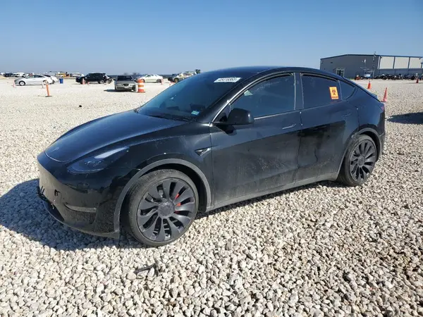 7SAYGDEF1RA307520 2024 TESLA MODEL Y - Image 1