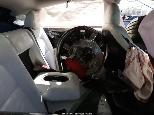 7SAYGDEF1RA316864 2024 TESLA MODEL Y - Image 8