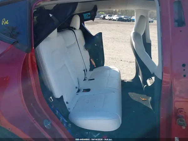 7SAYGDEF1RA321420 2024 TESLA MODEL Y - Image 8