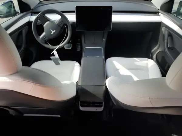 7SAYGDEF1RF020956 2024 TESLA MODEL Y - Image 8