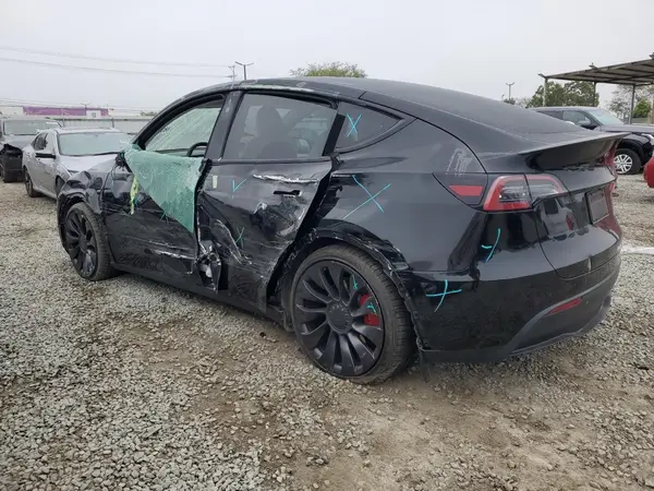 7SAYGDEF1RF028278 2024 TESLA MODEL Y - Image 2