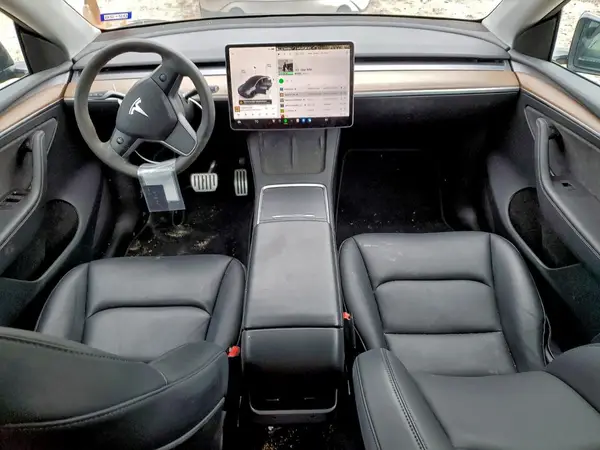 7SAYGDEF1RF029818 2024 TESLA MODEL Y - Image 8