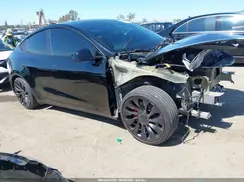 7SAYGDEF1RF049387 2024 TESLA MODEL Y