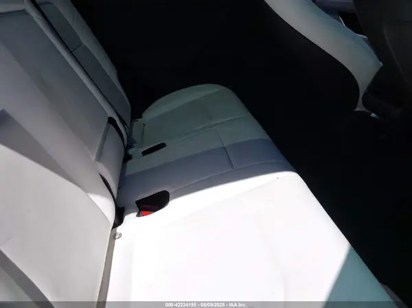 7SAYGDEF1RF049387 2024 TESLA MODEL Y - Image 8