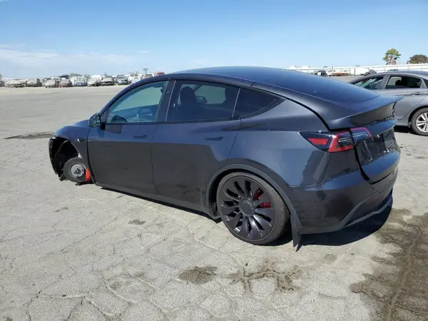 7SAYGDEF1RF051818 2024 TESLA MODEL Y - Image 2