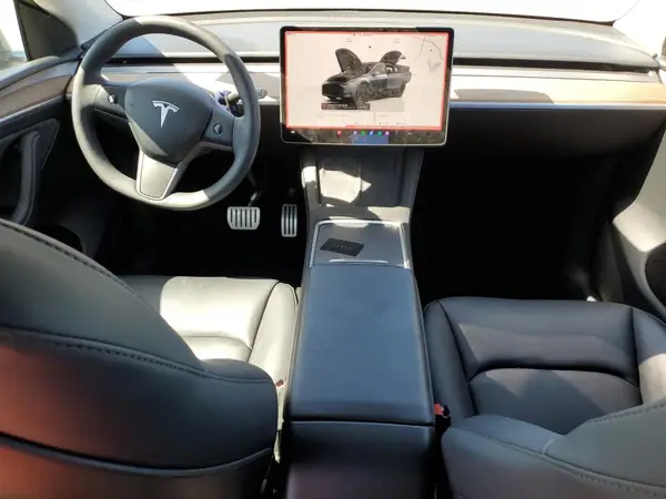 7SAYGDEF1RF051818 2024 TESLA MODEL Y - Image 8