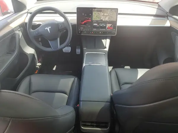 7SAYGDEF1RF052175 2024 TESLA MODEL Y - Image 8