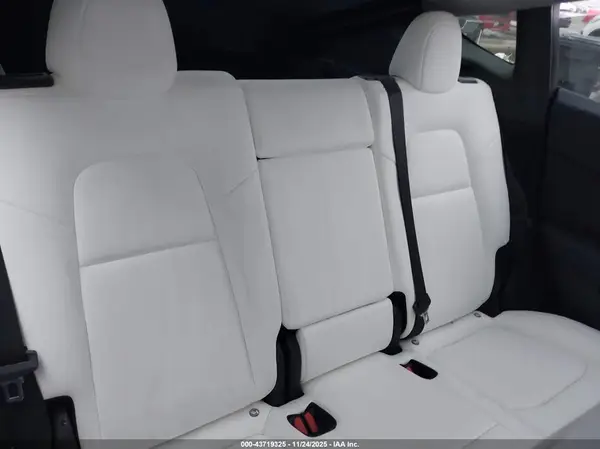 7SAYGDEF1RF052810 2024 TESLA MODEL Y - Image 8