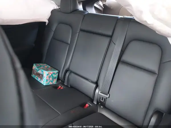 7SAYGDEF1RF056775 2024 TESLA MODEL Y - Image 8