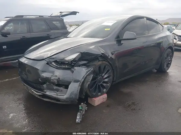 7SAYGDEF1RF072362 2024 TESLA MODEL Y - Image 2