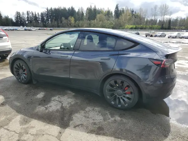 7SAYGDEF1RF073706 2024 TESLA MODEL Y - Image 2
