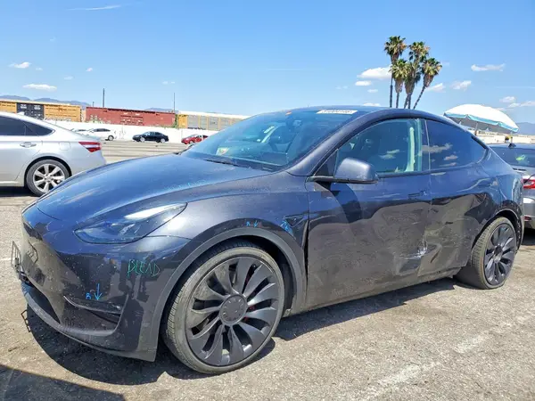 7SAYGDEF1RF094572 2024 TESLA MODEL Y - Image 1