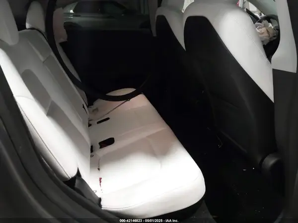 7SAYGDEF1RF153247 2024 TESLA MODEL Y - Image 8