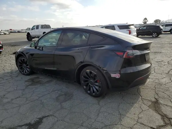 7SAYGDEF1RF166208 2024 TESLA MODEL Y - Image 2