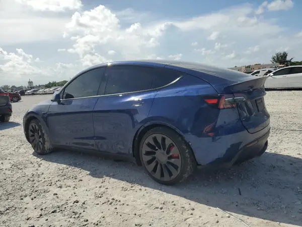 7SAYGDEF1SA341589 2025 TESLA MODEL Y - Image 2
