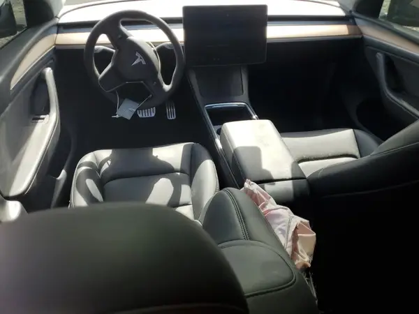 7SAYGDEF1SA341589 2025 TESLA MODEL Y - Image 8
