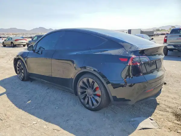 7SAYGDEF1SF265262 2025 TESLA MODEL Y - Image 2
