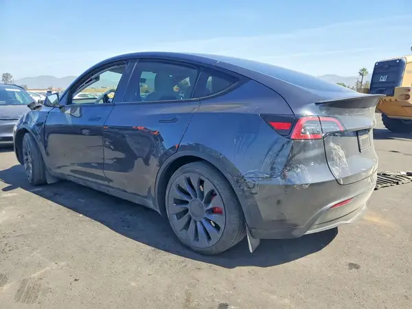 7SAYGDEF1SF298486 2025 TESLA MODEL Y - Image 2