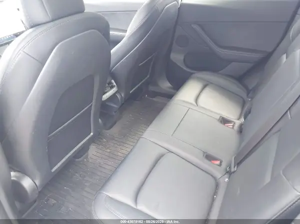 7SAYGDEF2NF310245 2022 TESLA MODEL Y - Image 8