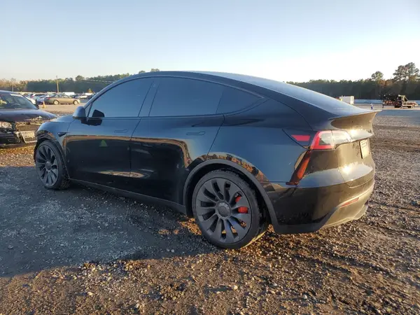7SAYGDEF2NF312187 2022 TESLA MODEL Y - Image 2