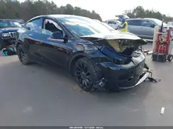 7SAYGDEF2NF319933 2022 TESLA MODEL Y