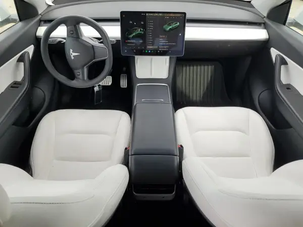 7SAYGDEF2NF326137 2022 TESLA MODEL Y - Image 8