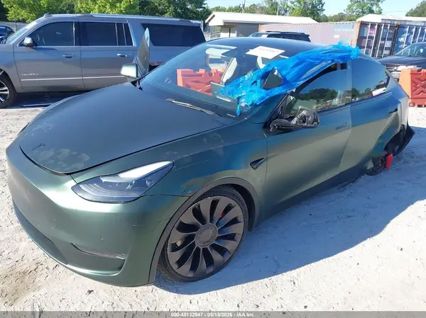 7SAYGDEF2NF336196 2022 TESLA MODEL Y - Image 2
